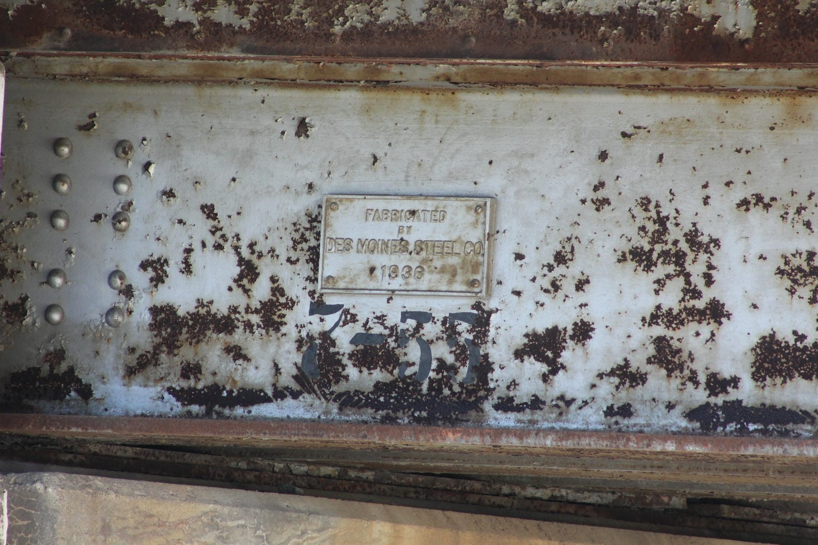 Plaque